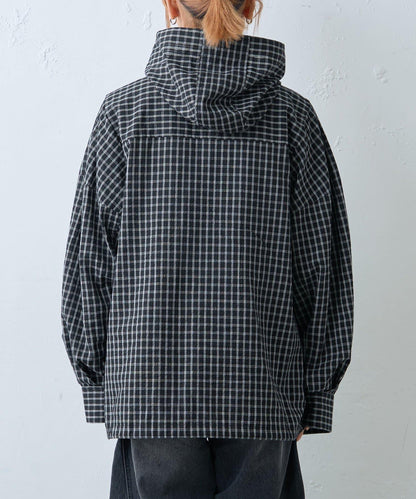 格紋連帽外套