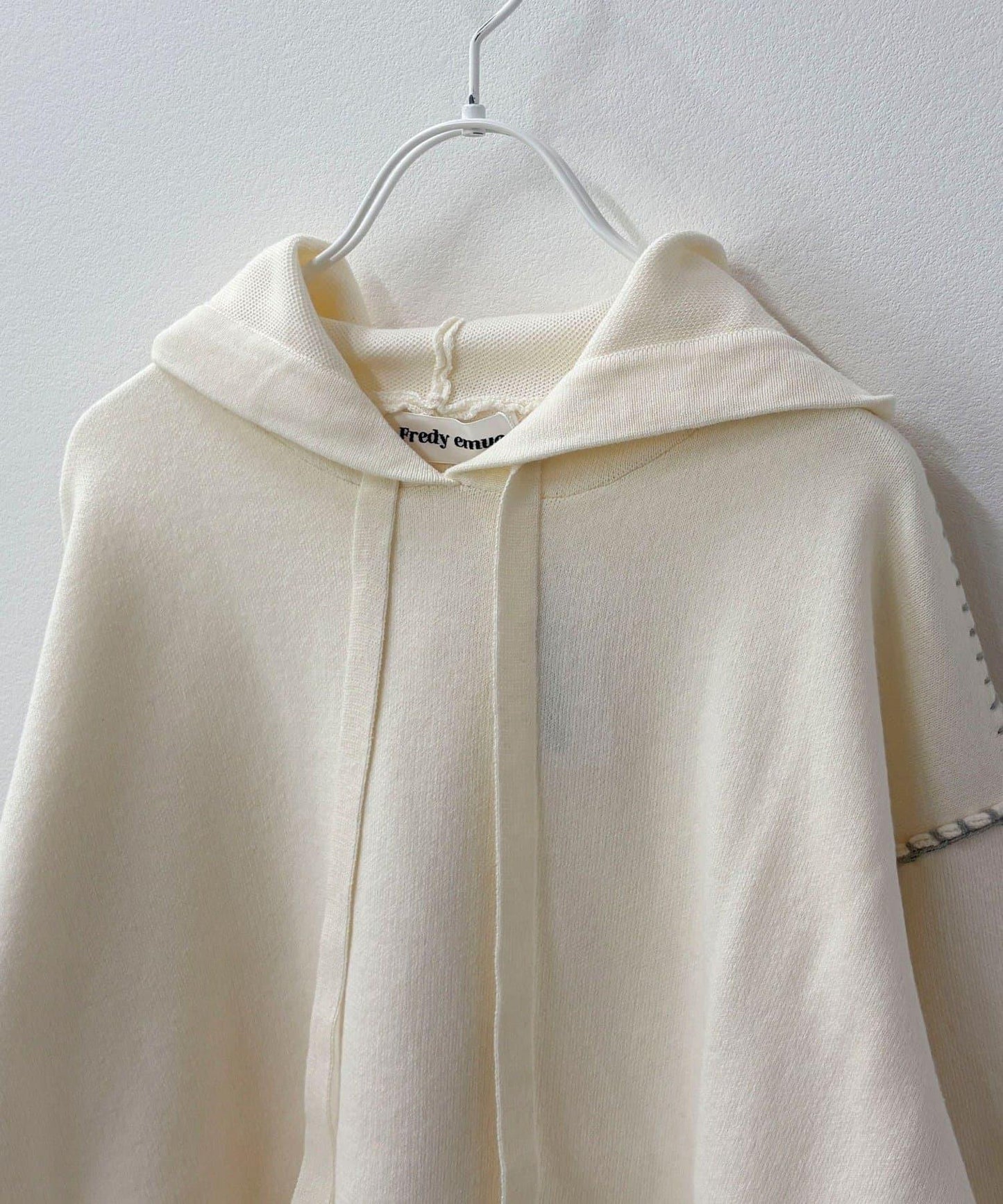 連帽配色縫線 針織套頭衫