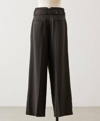 不對稱腰帶設計長褲