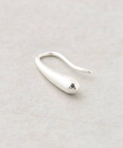 《スターリングシルバー使用》 小巧淚滴耳釘