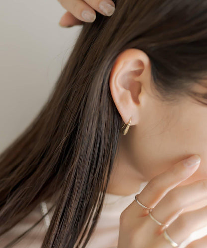 《スターリングシルバー使用》 小巧淚滴耳釘