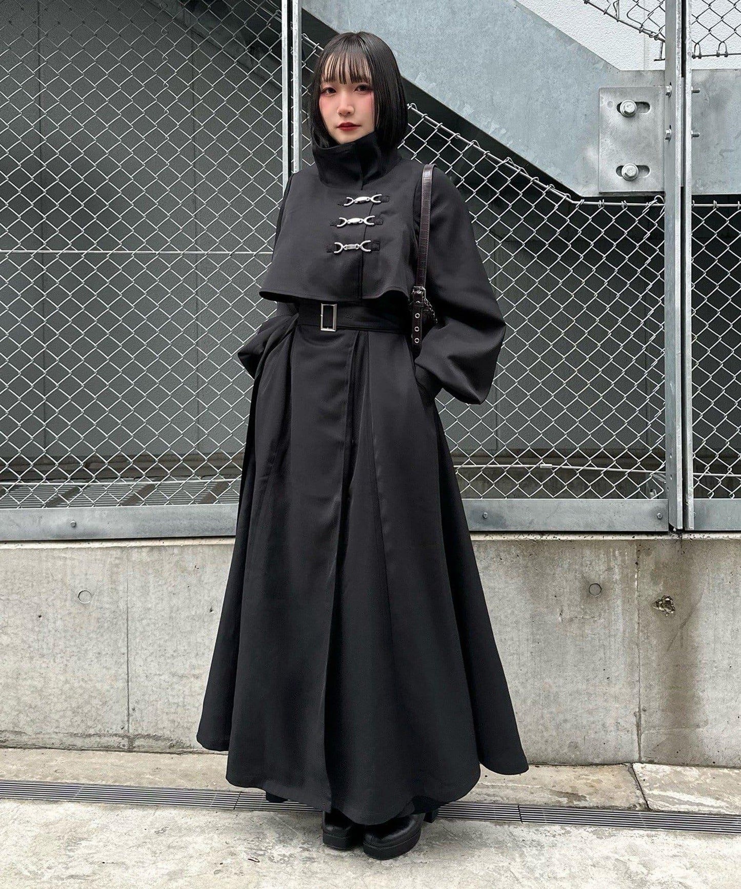 Mavie..7 立領 擴擺設計 長款 大衣