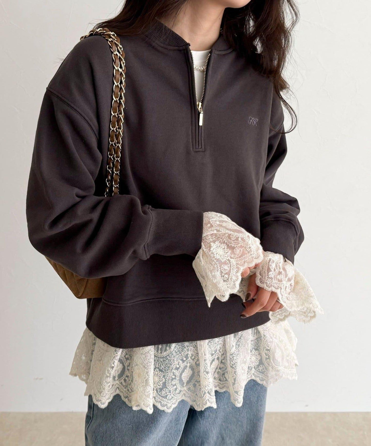 蕾絲拼接設計 長袖T恤（販售款）