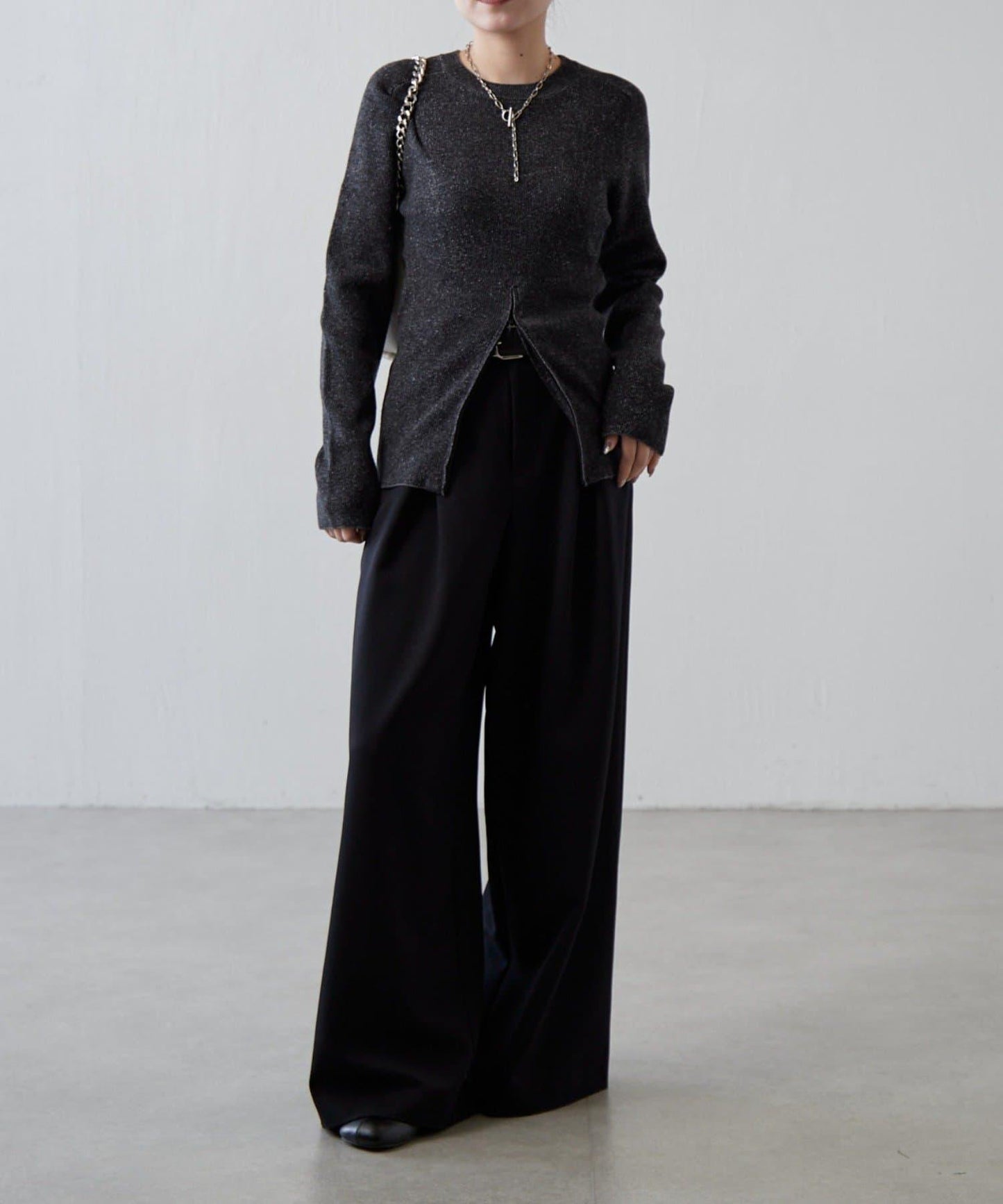 前拉鍊設計針織上衣