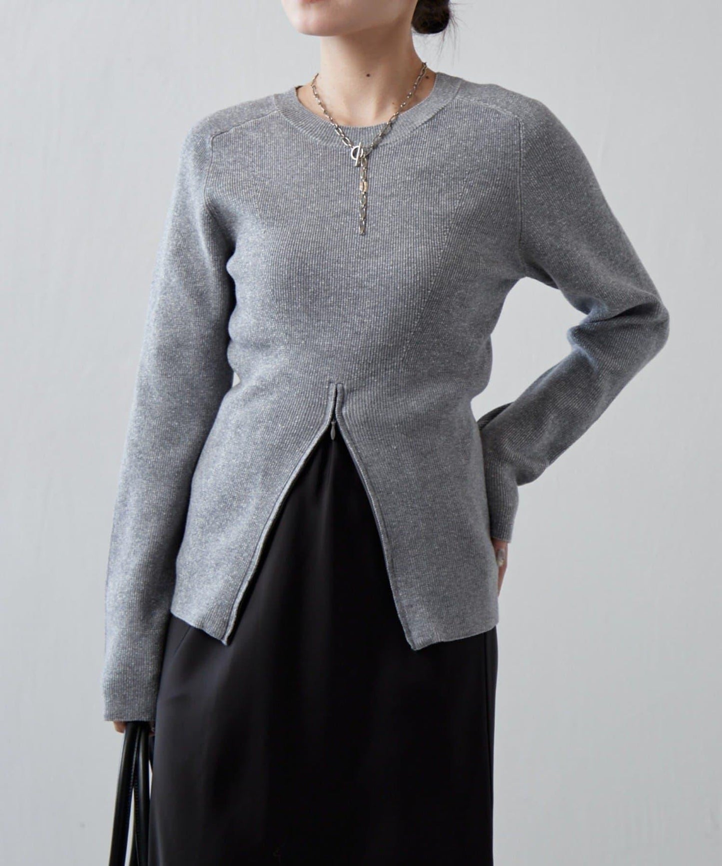 前拉鍊設計針織上衣