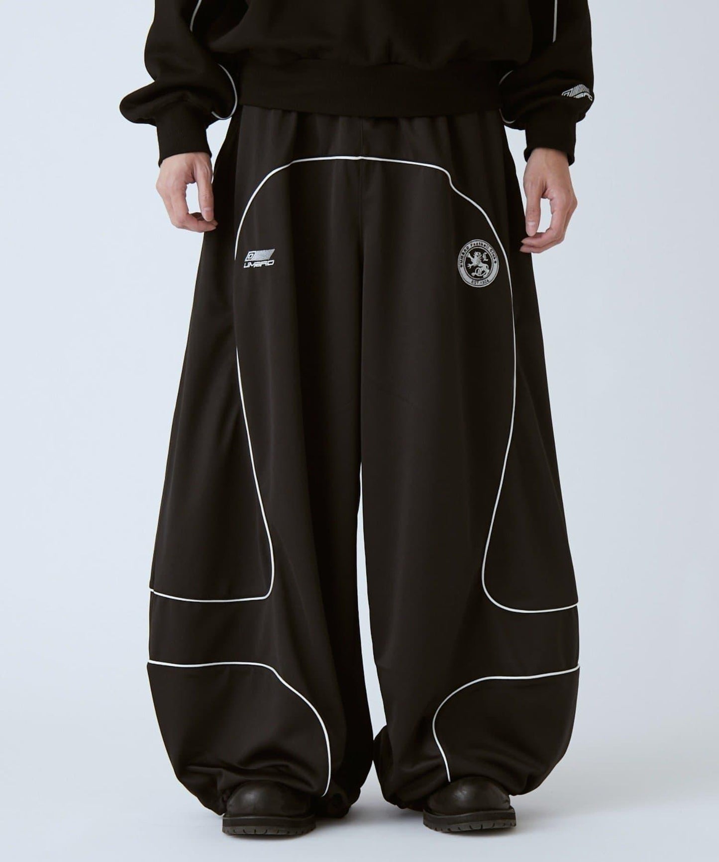 UMBRO×Lui's 弧形版型 運動長褲