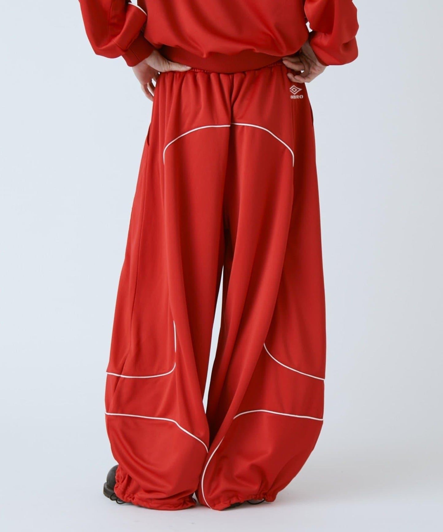 UMBRO×Lui's 弧形版型 運動長褲