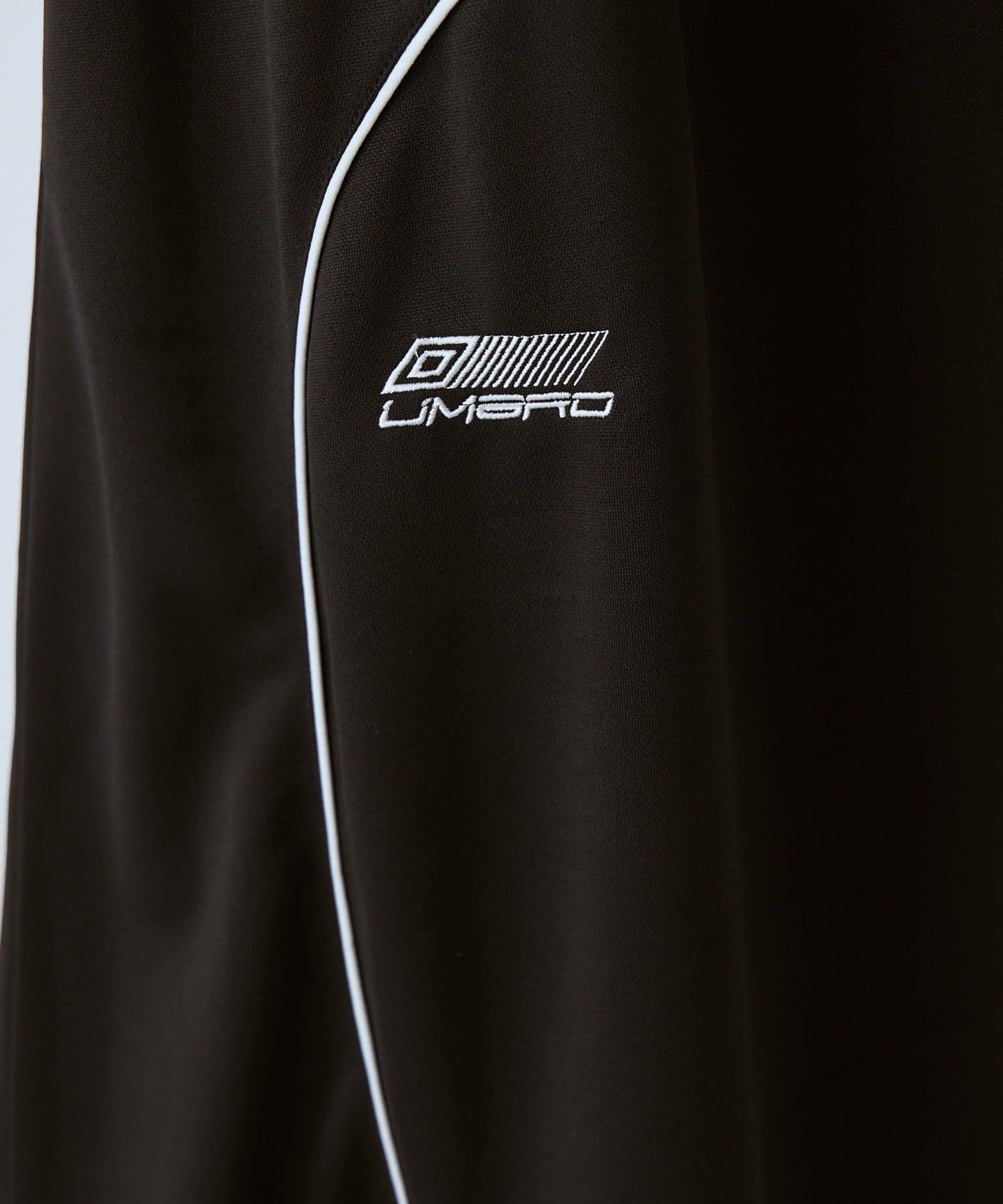 UMBRO×Lui's 弧形版型 運動長褲