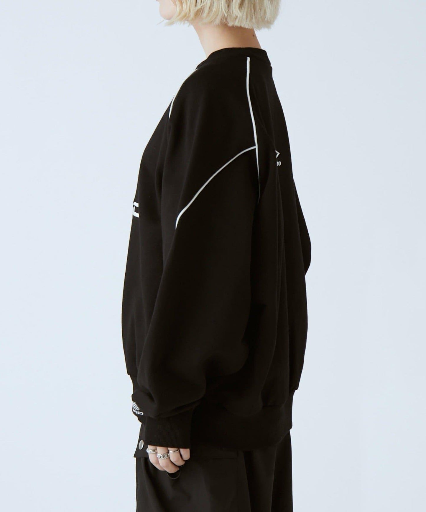 UMBRO×Lui's 滾邊Logo設計 衛衣