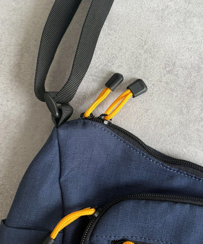 橫款設計 SIERRA DESIGNS 單肩包