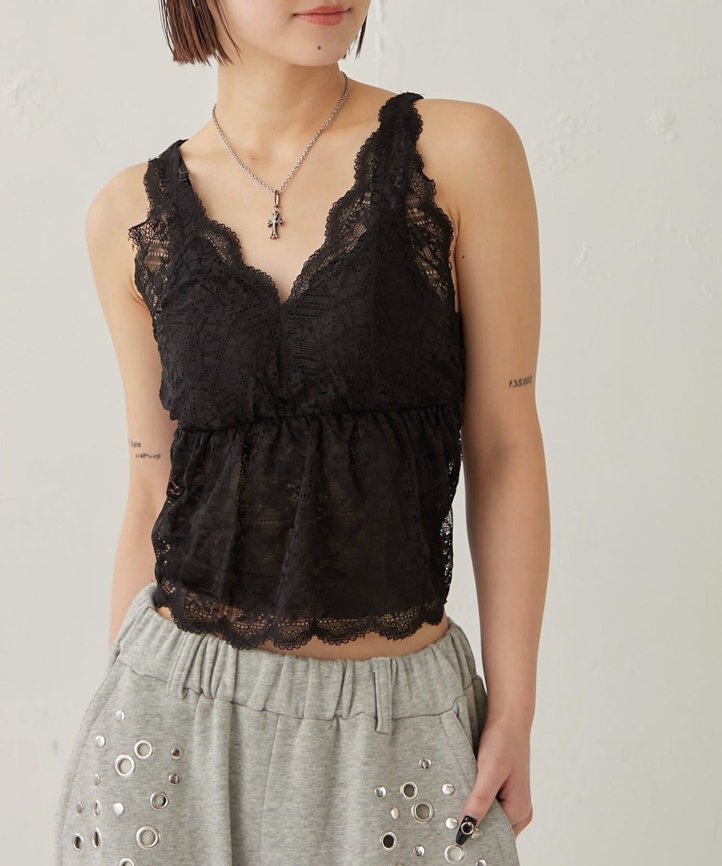扇貝蕾絲 SCALLOP LACE CAMI 吊帶背心