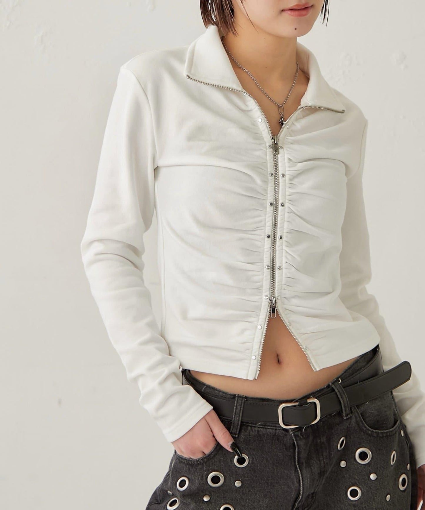 STUDDED ZIP GATHERED TOP 上衣