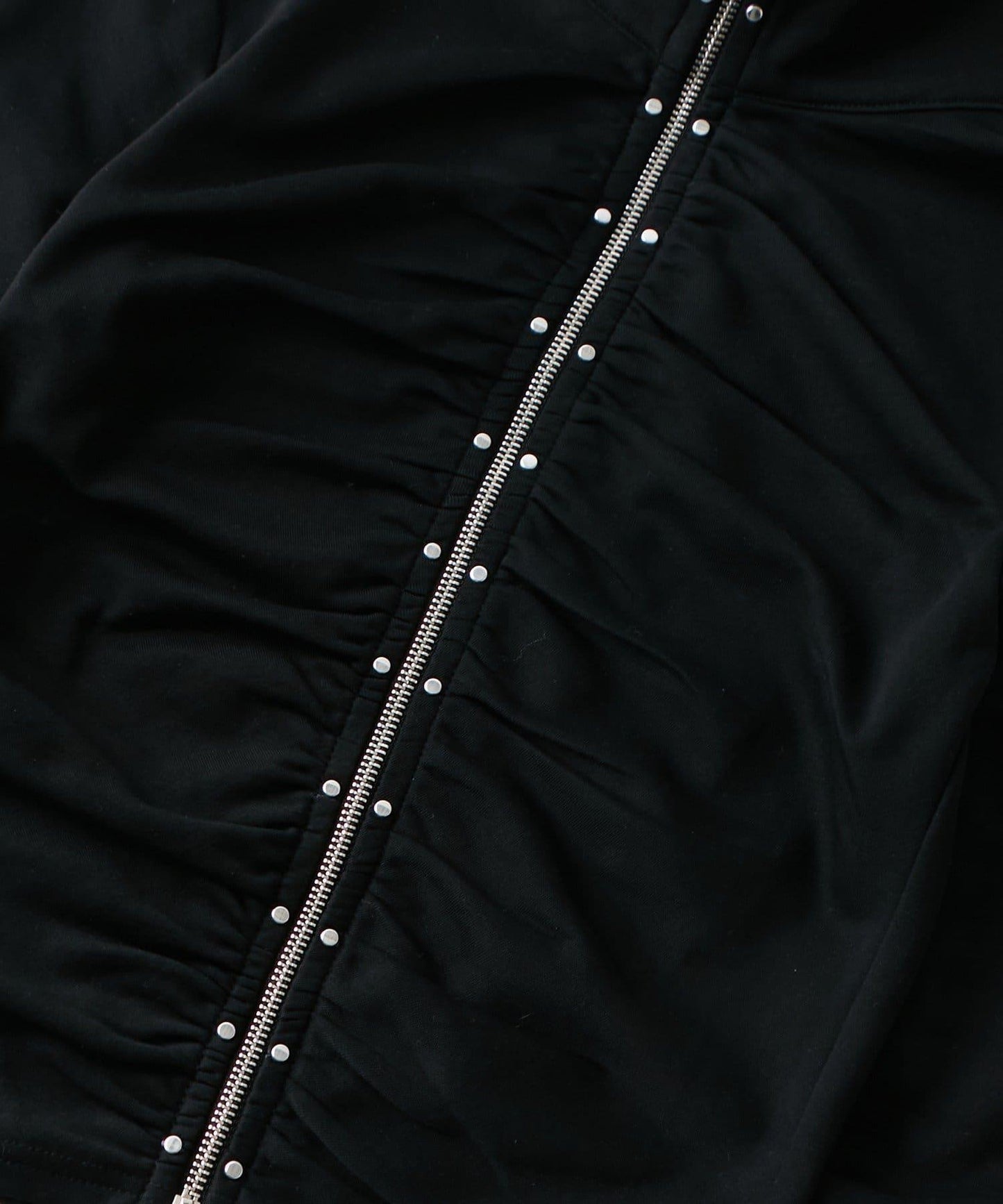 STUDDED ZIP GATHERED TOP 上衣