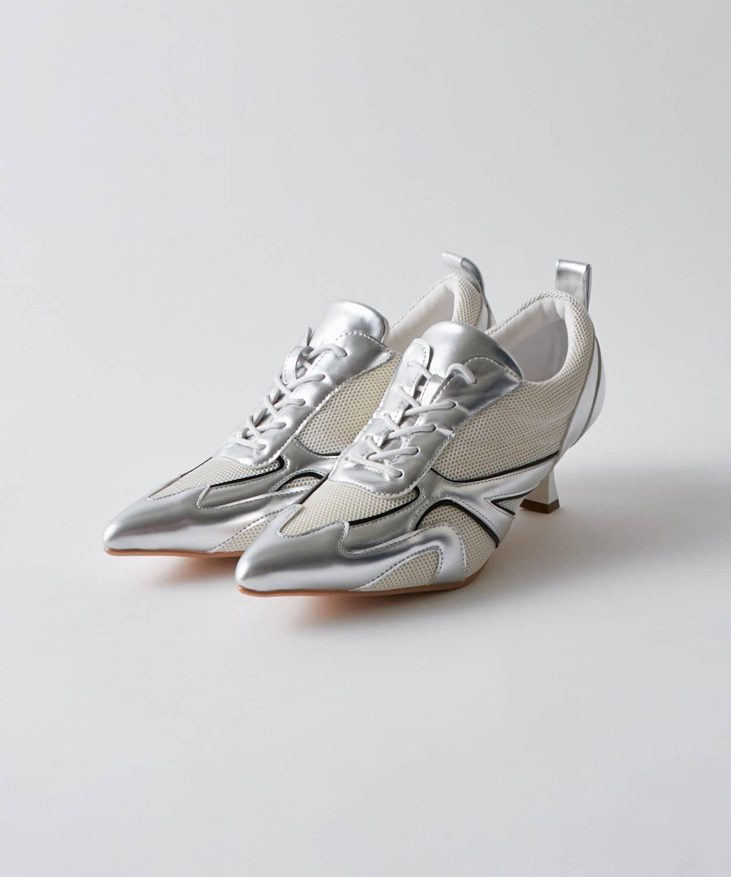 MESH HEEL SNEAKERS