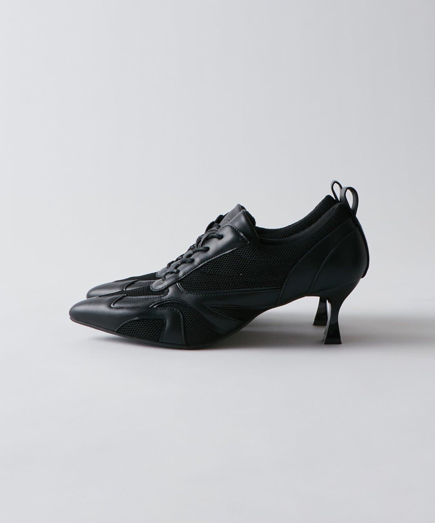 MESH HEEL SNEAKERS