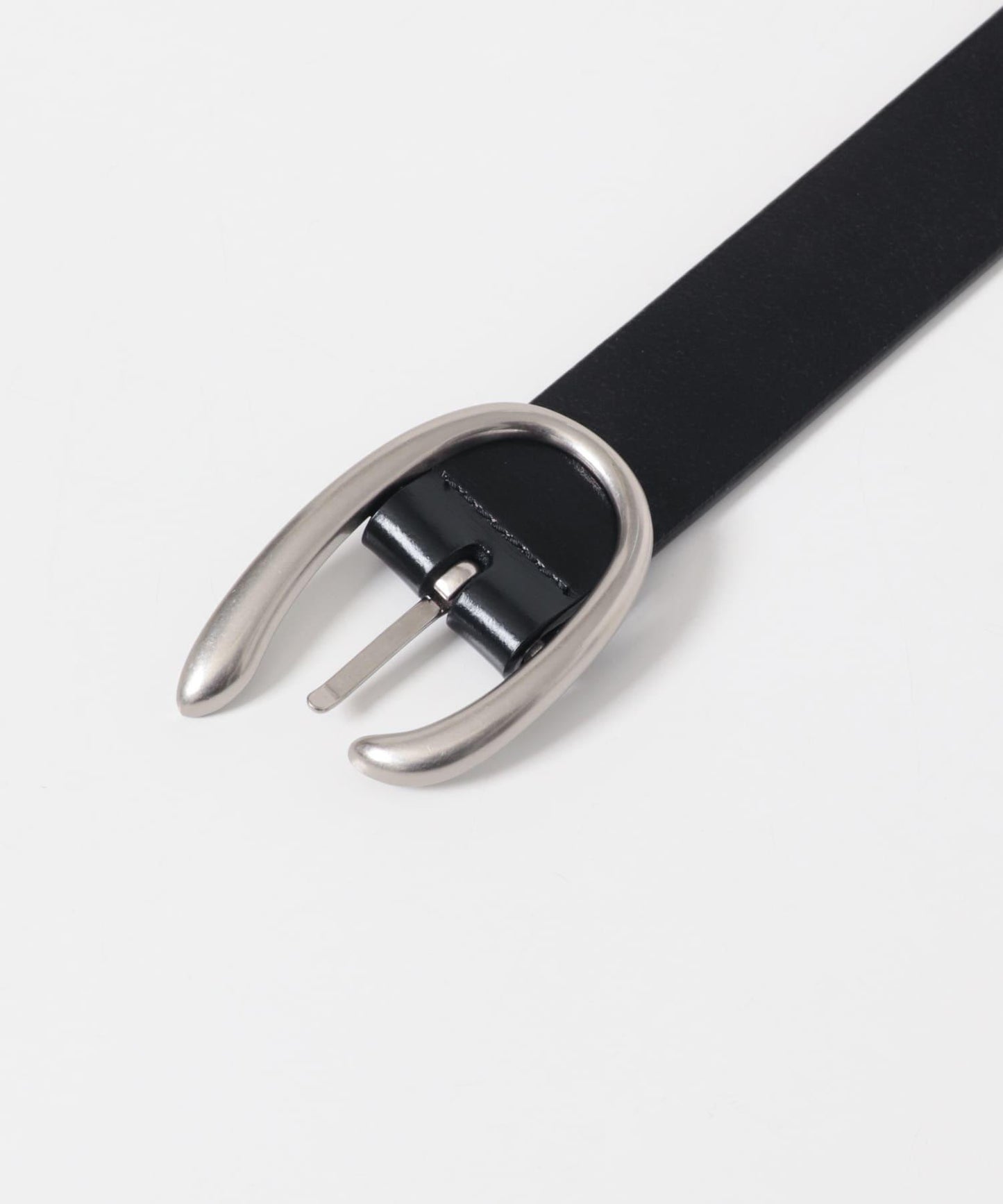 金屬扣設計 皮革 腰帶