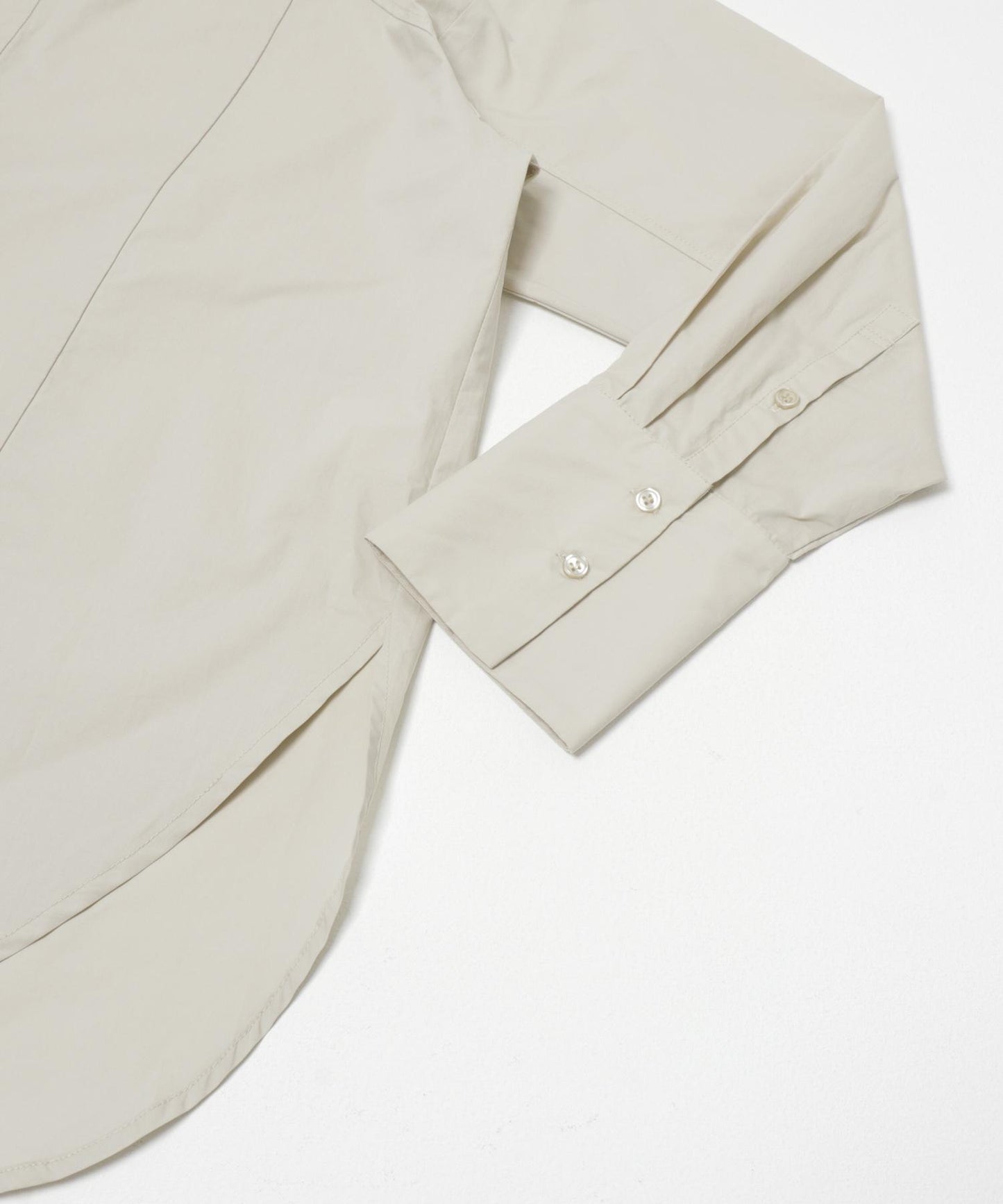 loose shirts 襯衫