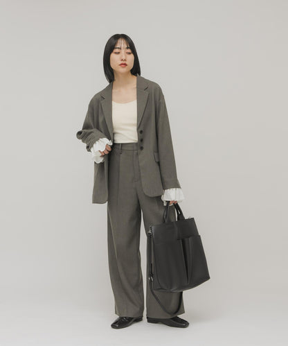 外口袋簡約設計 單肩包