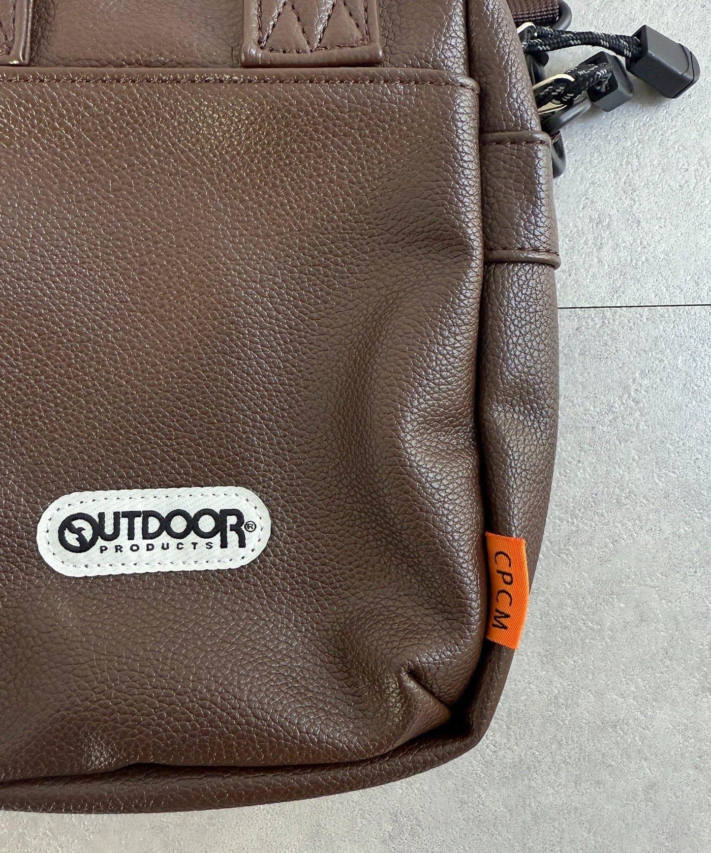 OUTDOOR PRODUCTS 2WAY肩包