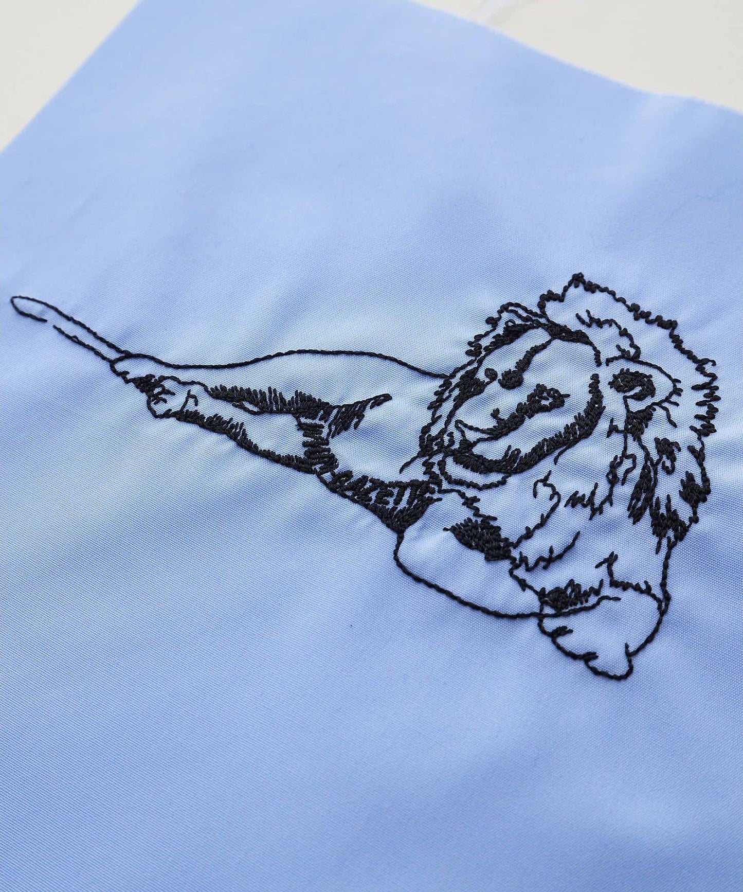 動物刺繡襯衫（部分顏色）