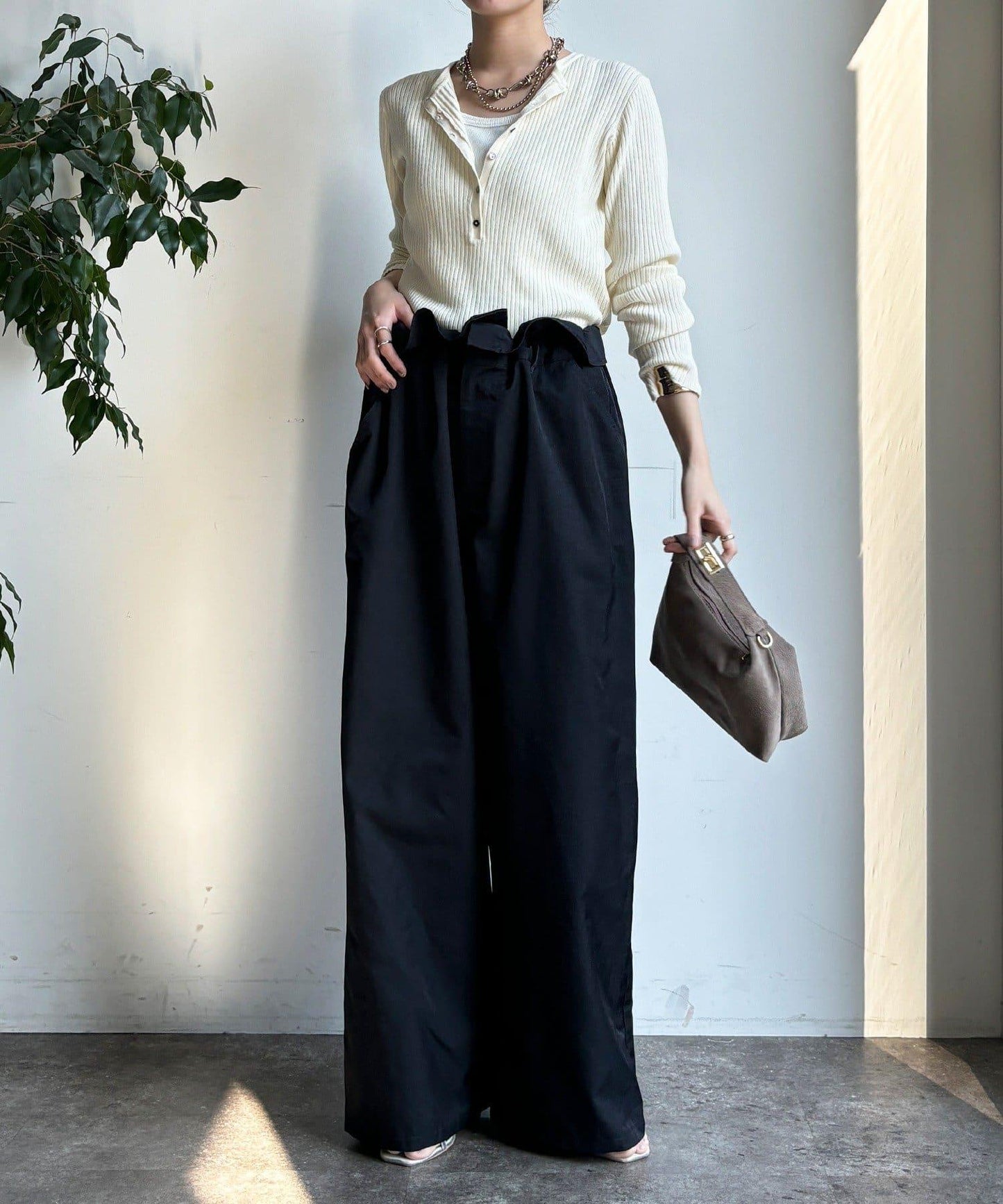 腰部翻折褶皺褲子