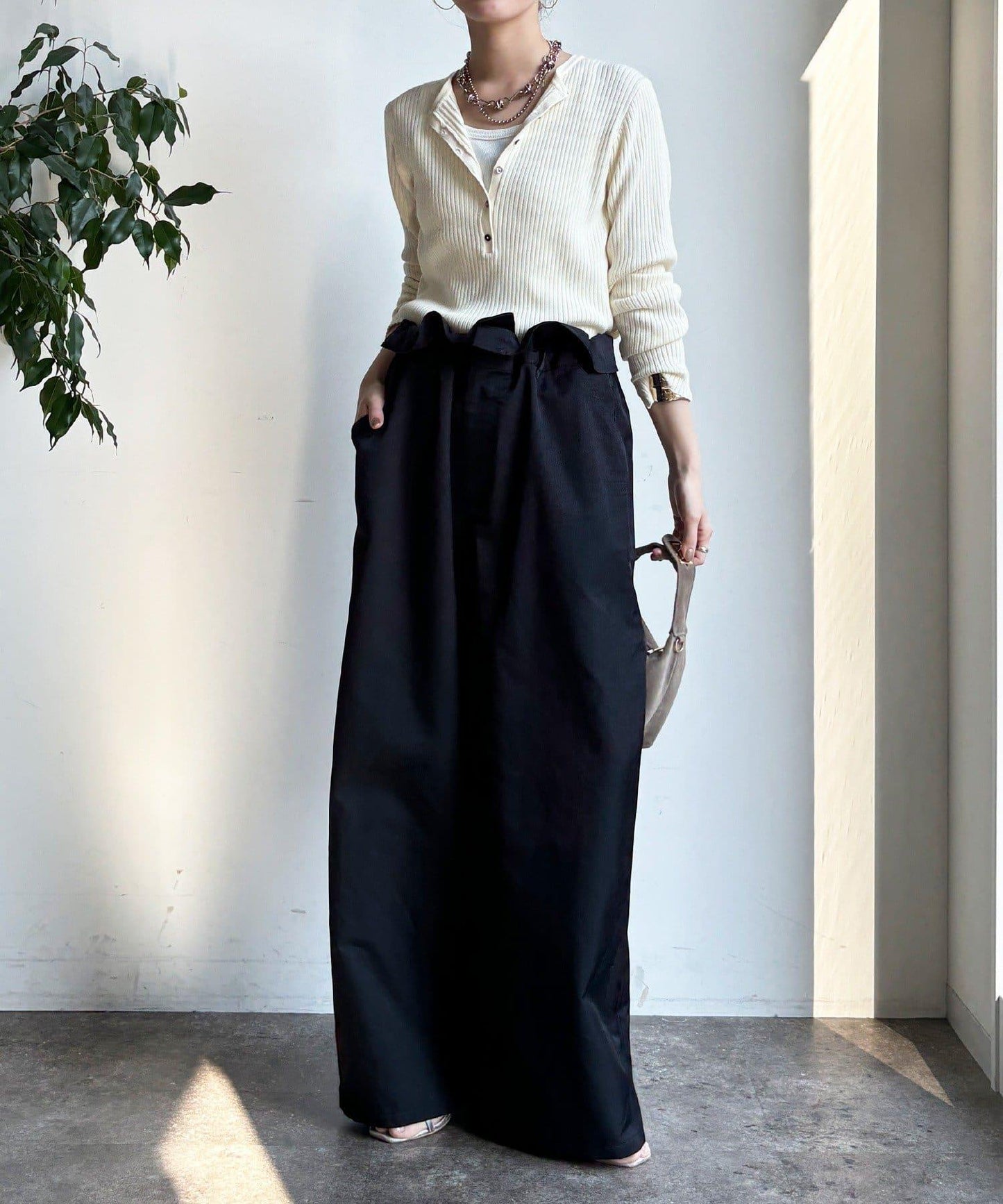 腰部翻折褶皺褲子