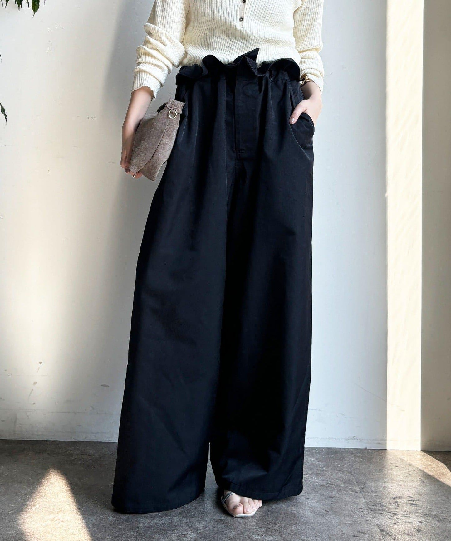 腰部翻折褶皺褲子