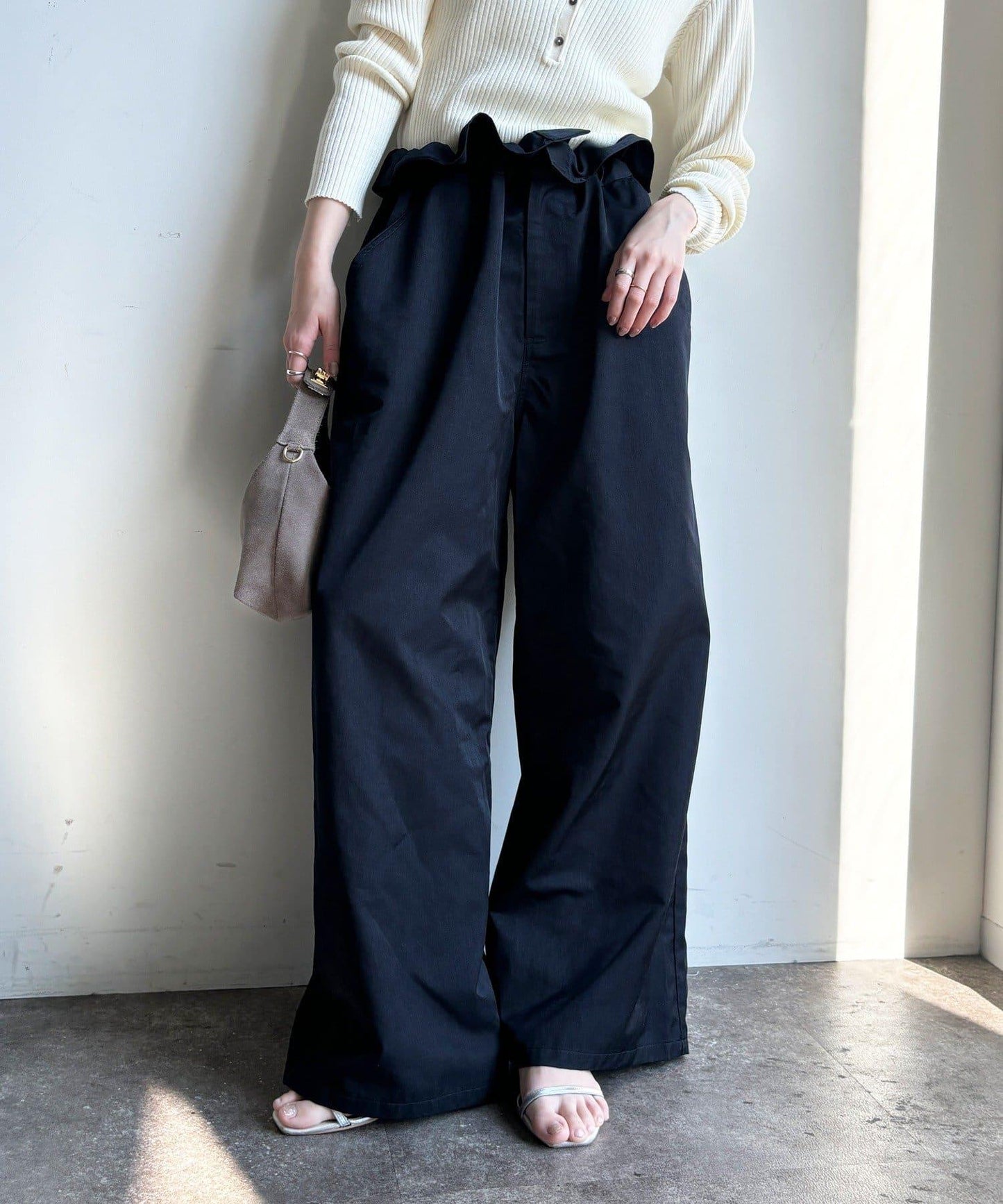 腰部翻折褶皺褲子