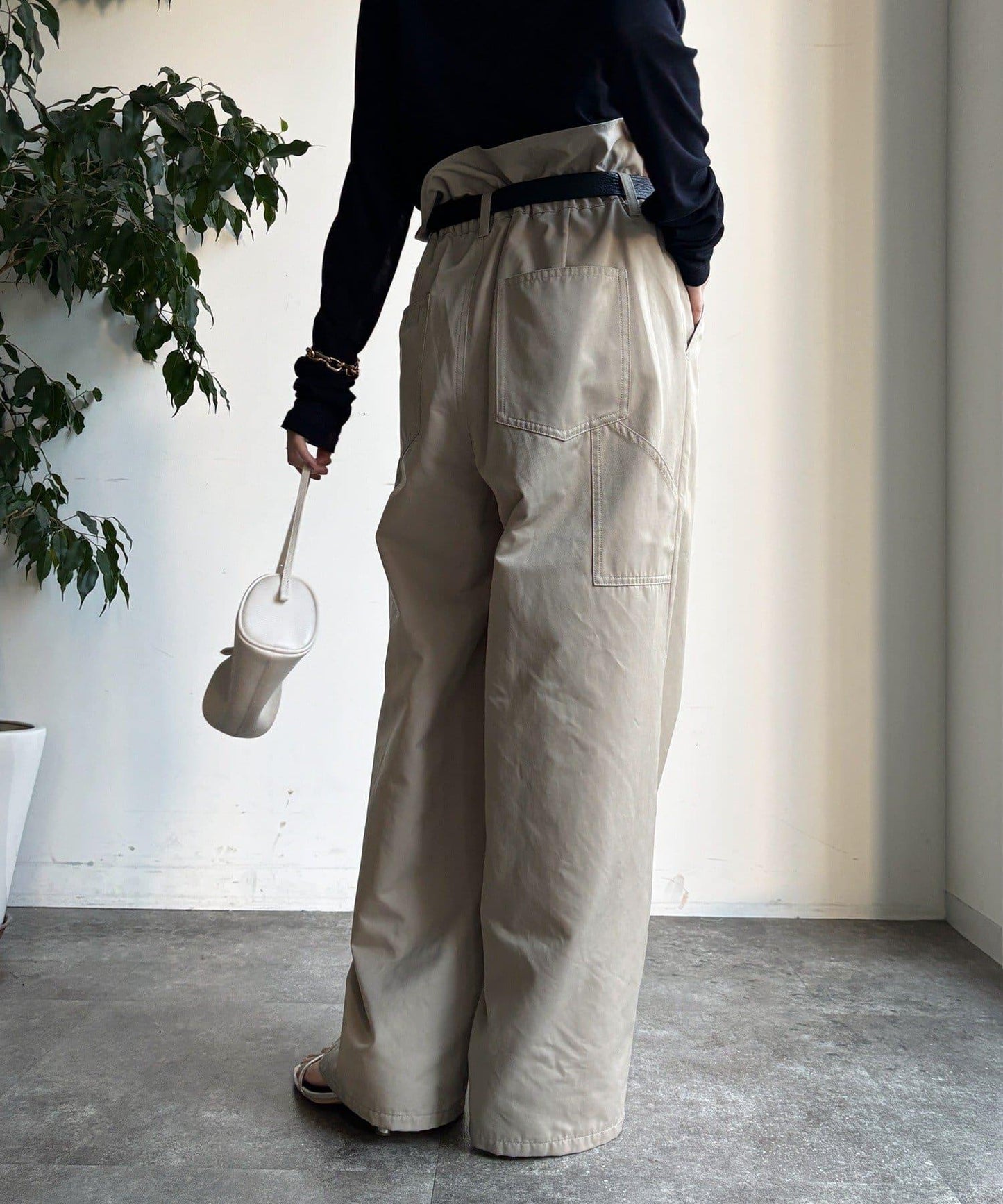 腰部翻折褶皺褲子