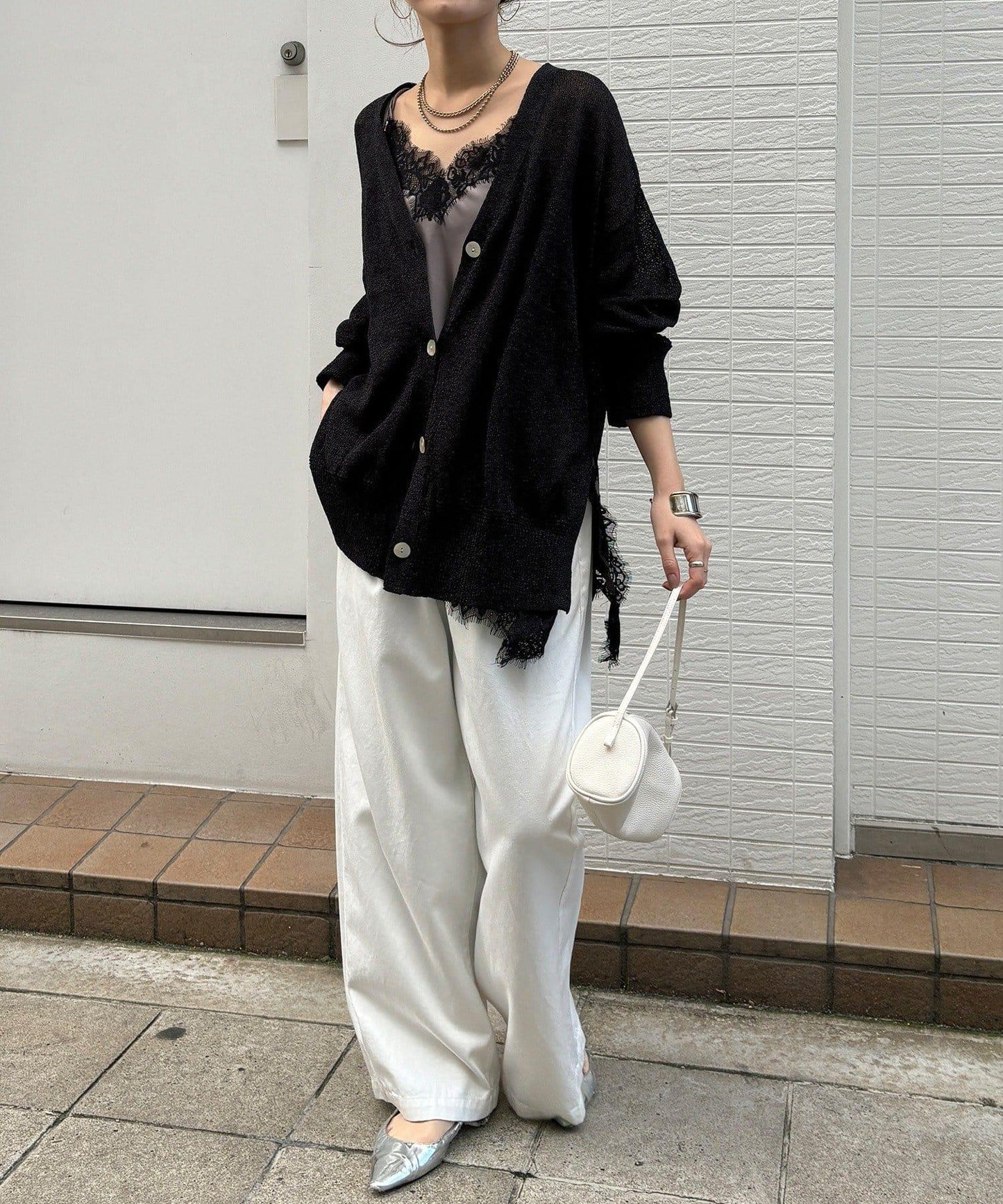 前後兩穿紙紗設計針織開衫（款）