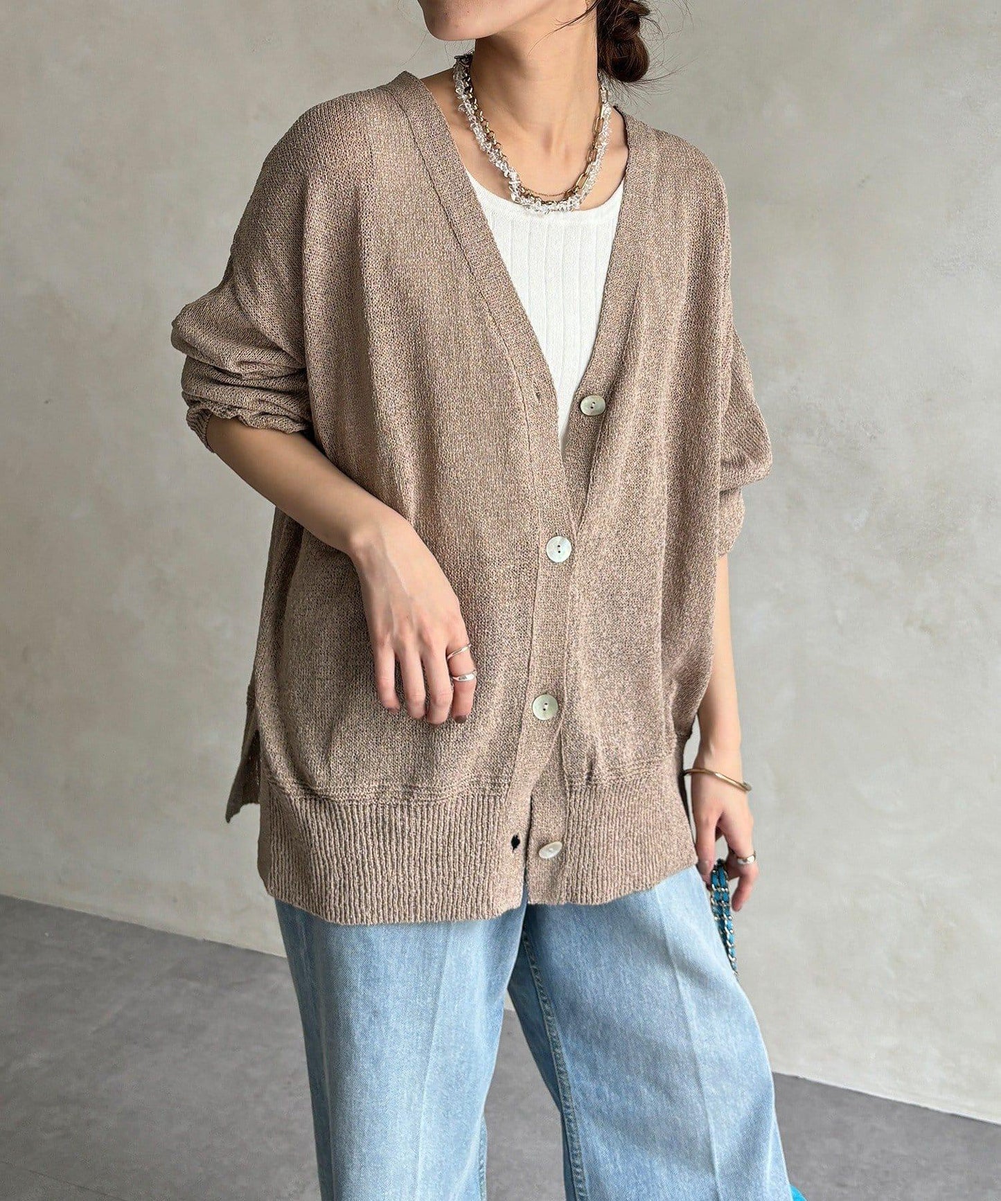 前後兩穿紙紗設計針織開衫（款）