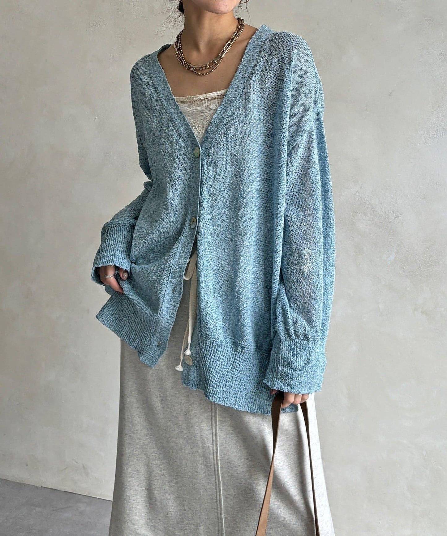 前後兩穿紙紗設計針織開衫（款）