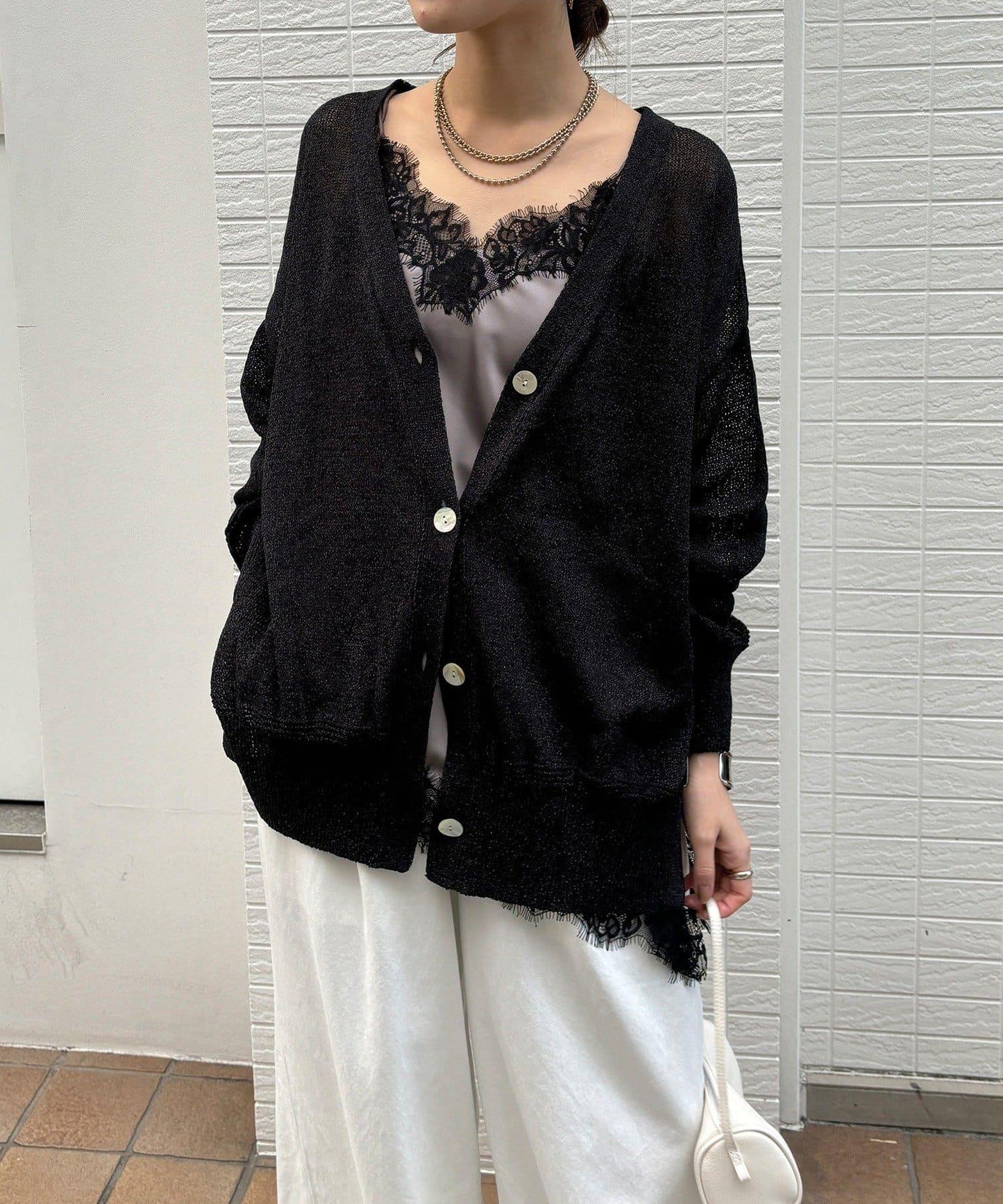 前後兩穿紙紗設計針織開衫（款）