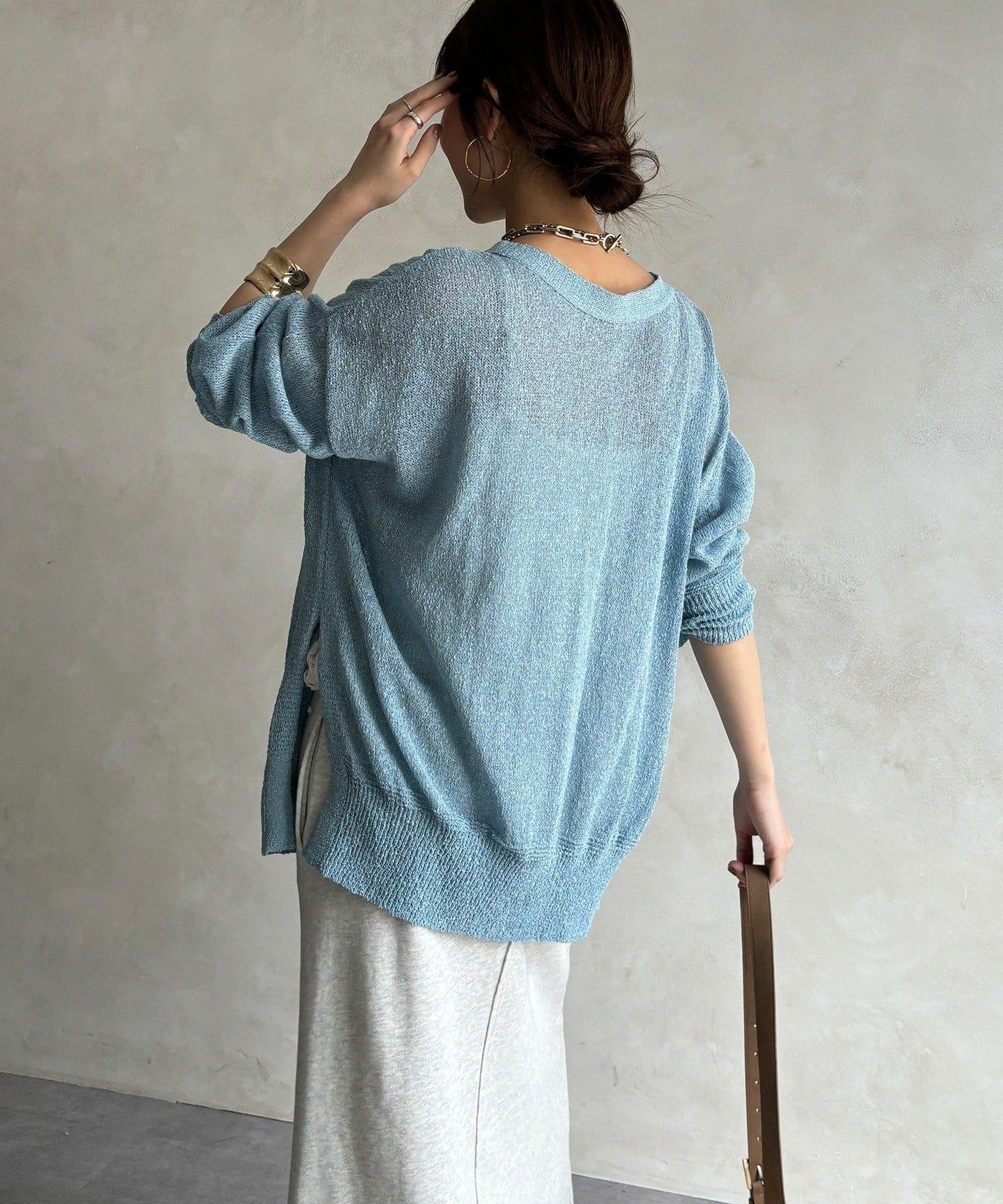 前後兩穿紙紗設計針織開衫（款）