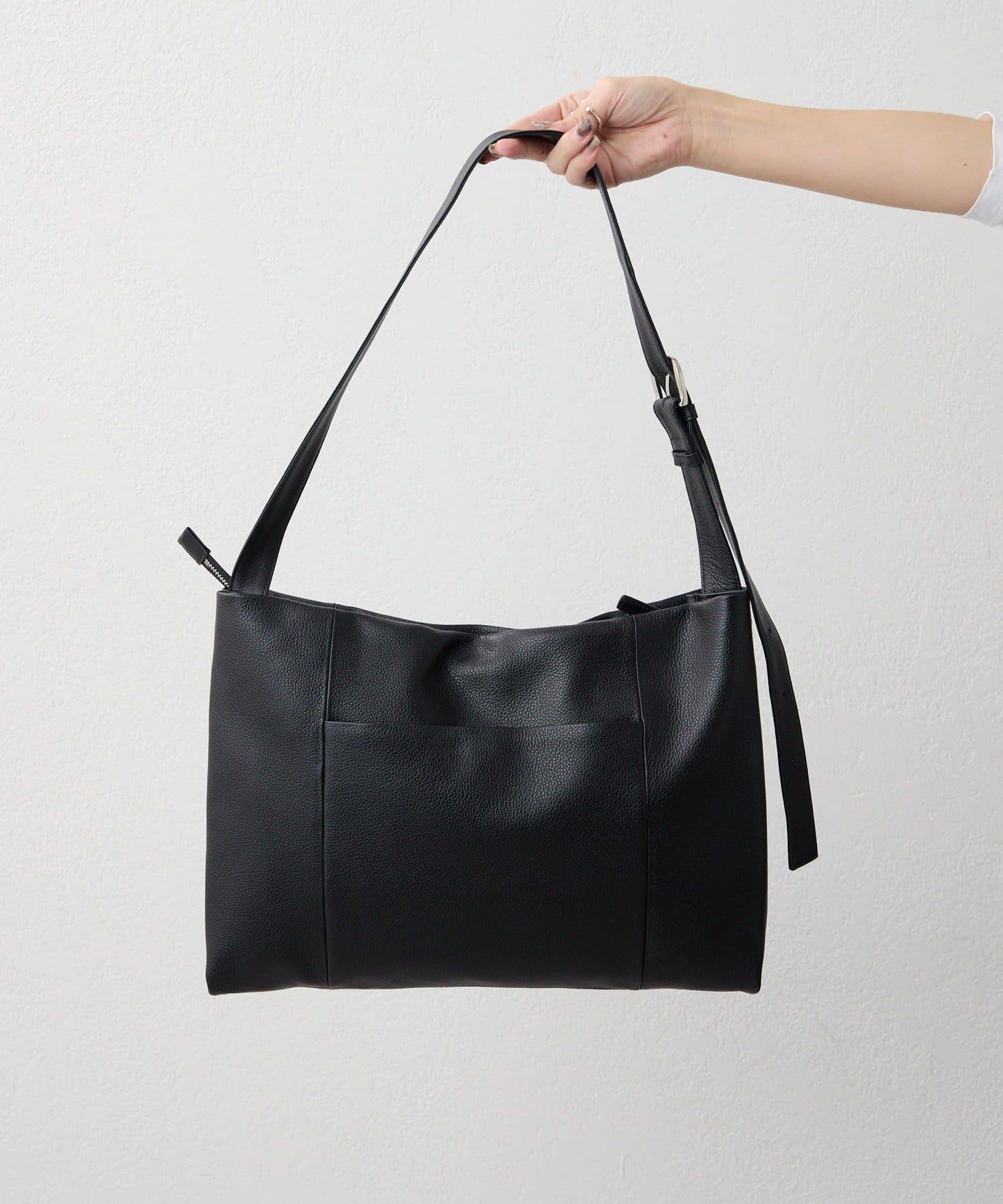 《本革》 壓紋設計 單肩包 L款