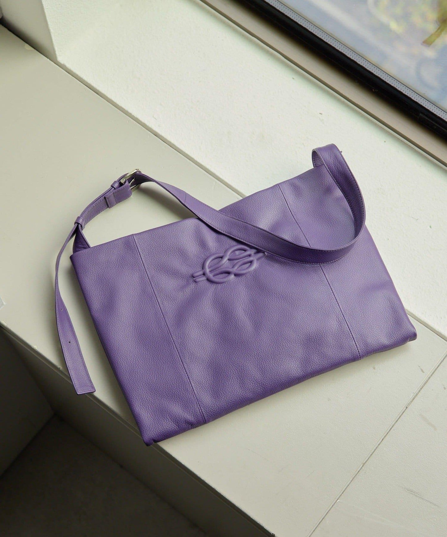 《本革》 壓紋設計 單肩包 L款