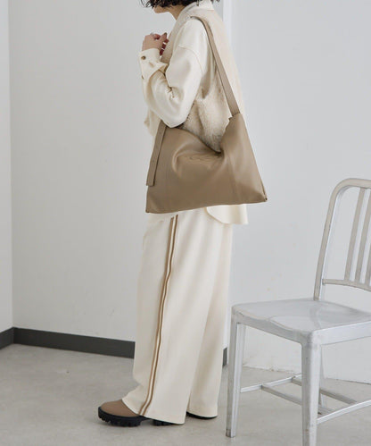 《本革》 壓紋設計 單肩包 L款