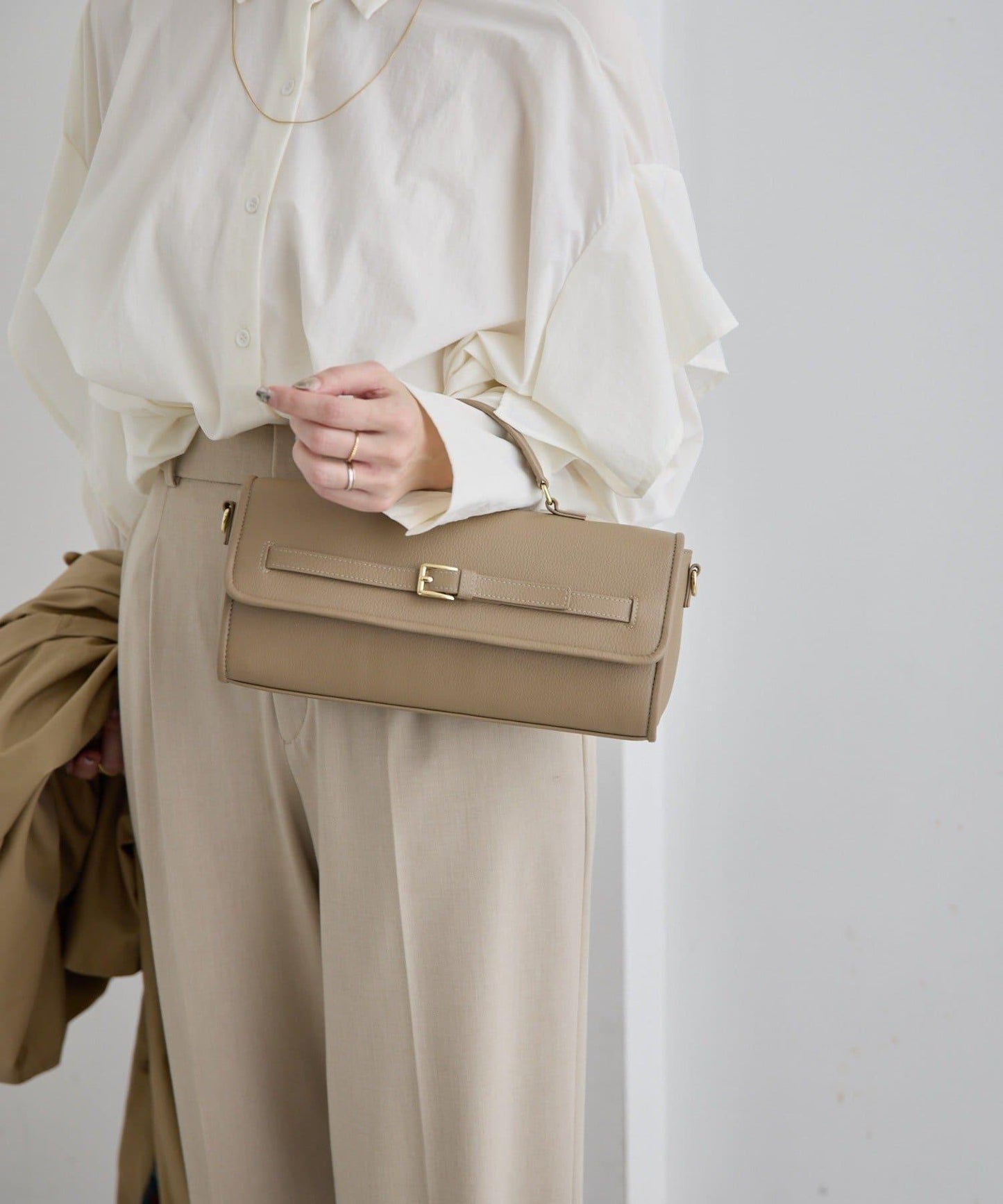 真皮輕量440g 腰帶翻蓋 單肩包