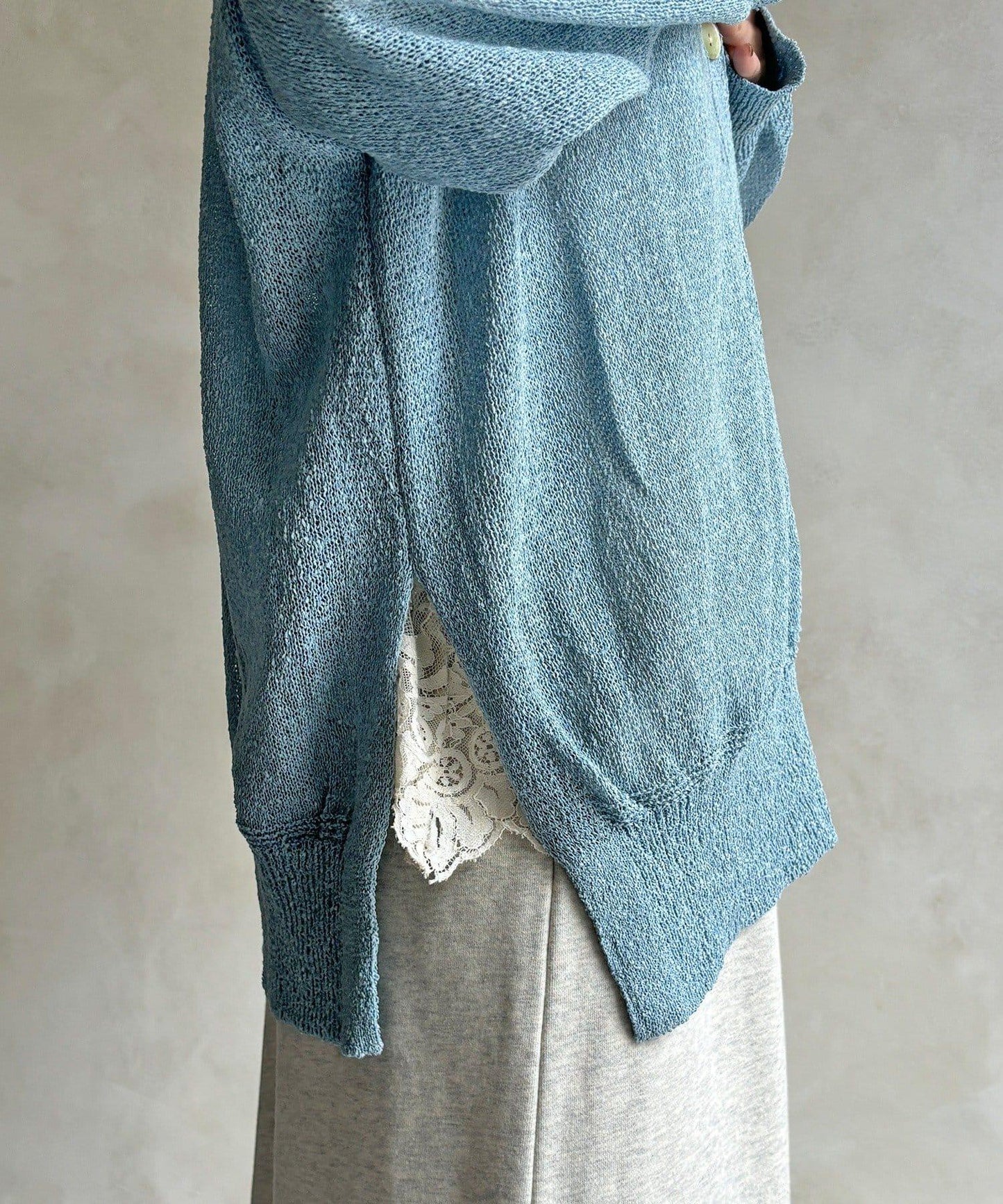 前後兩穿紙紗設計針織開衫（款）