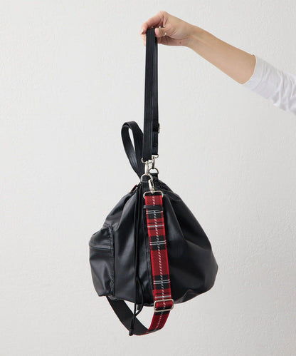 外口袋束口斜挎包