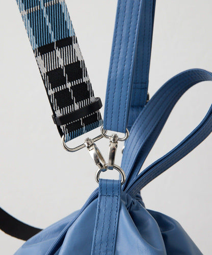 外口袋束口斜挎包