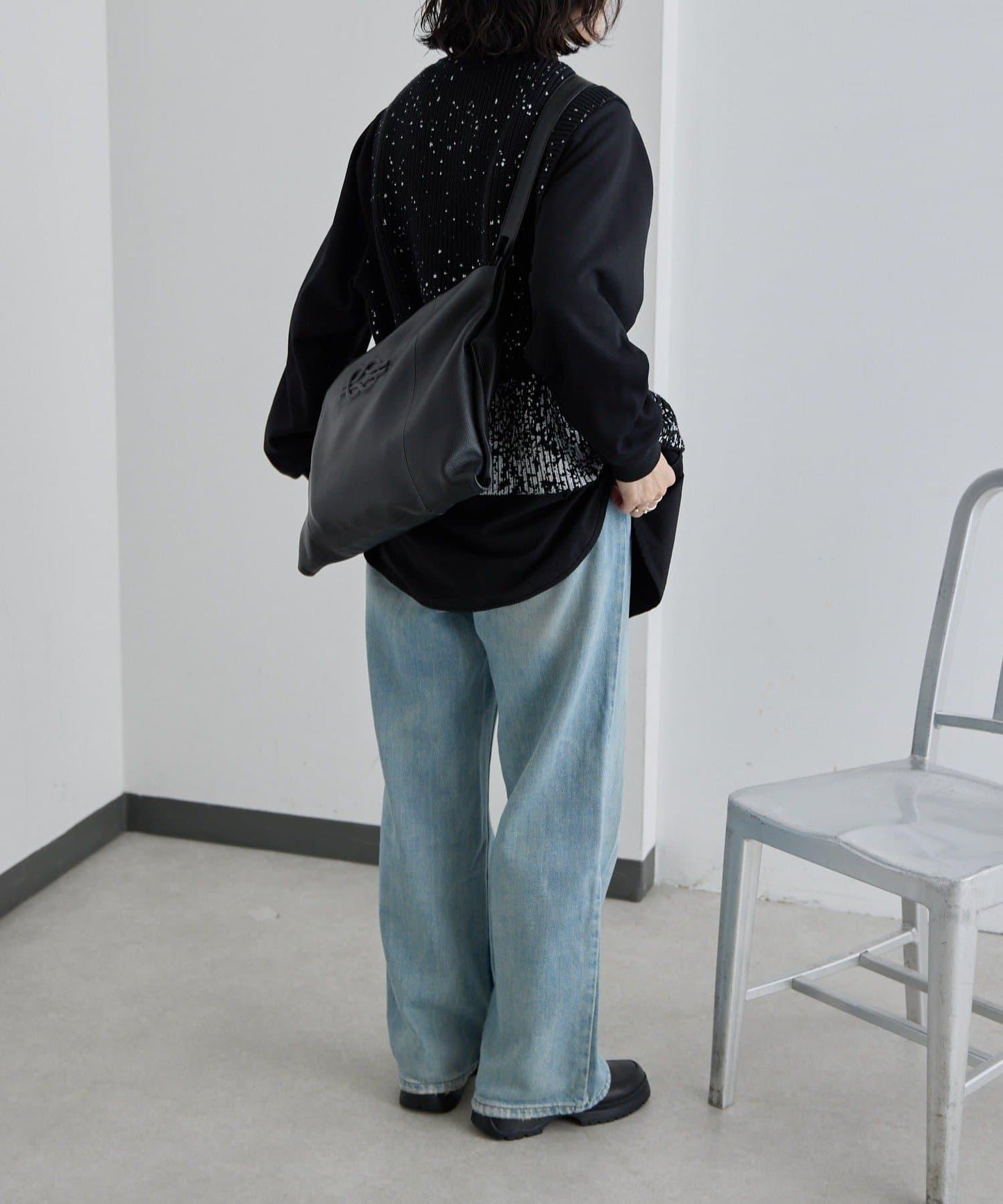 《本革》 壓紋設計 單肩包 L款