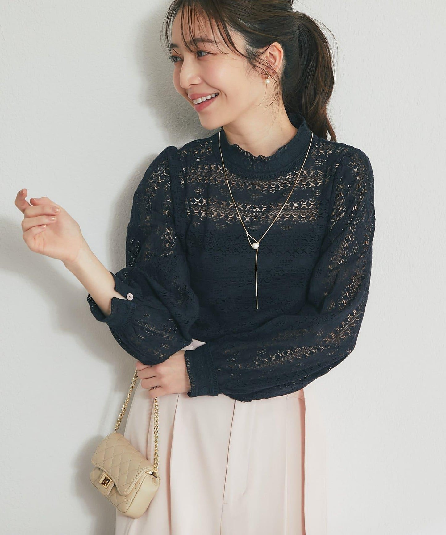 蕾絲女襯衫