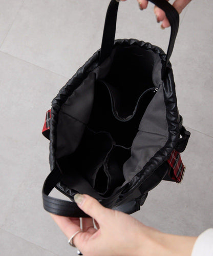 外口袋束口斜挎包