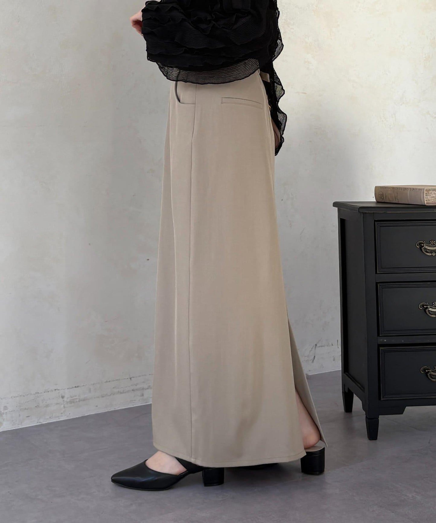 腰帶設計窄版半身裙