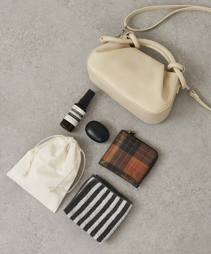 扭結設計迷你包