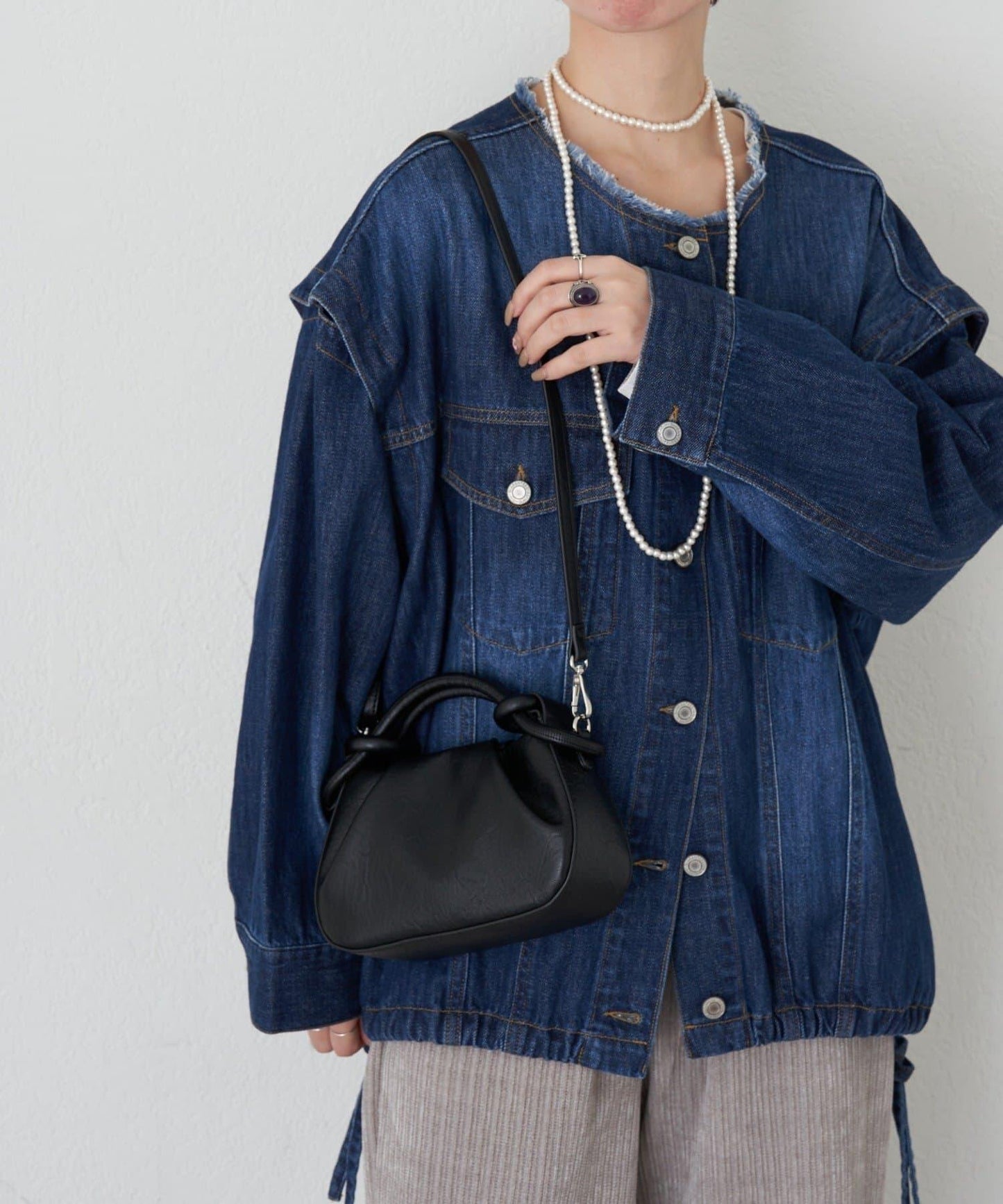 扭結設計迷你包