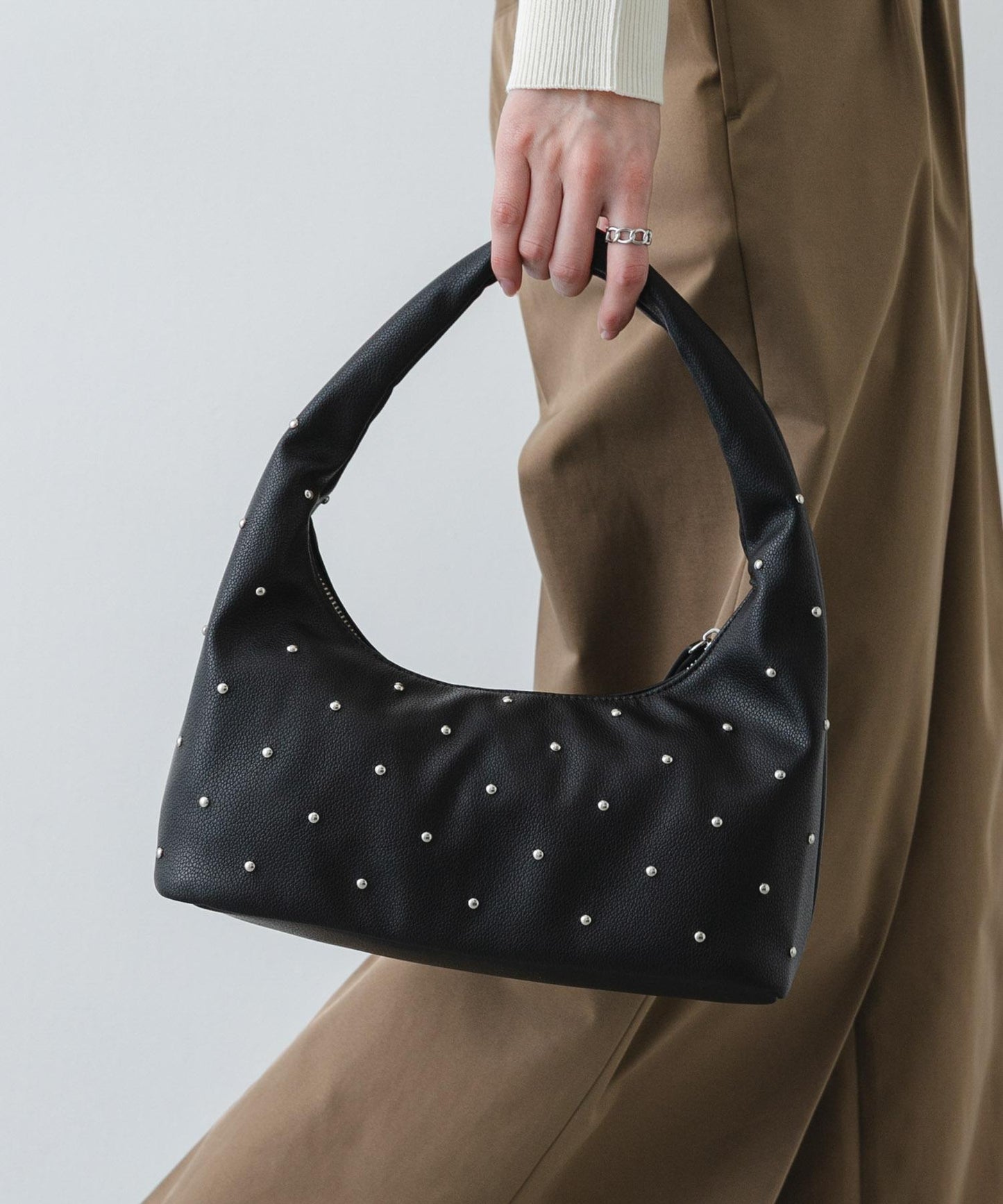 鉚釘圓形設計 包袋