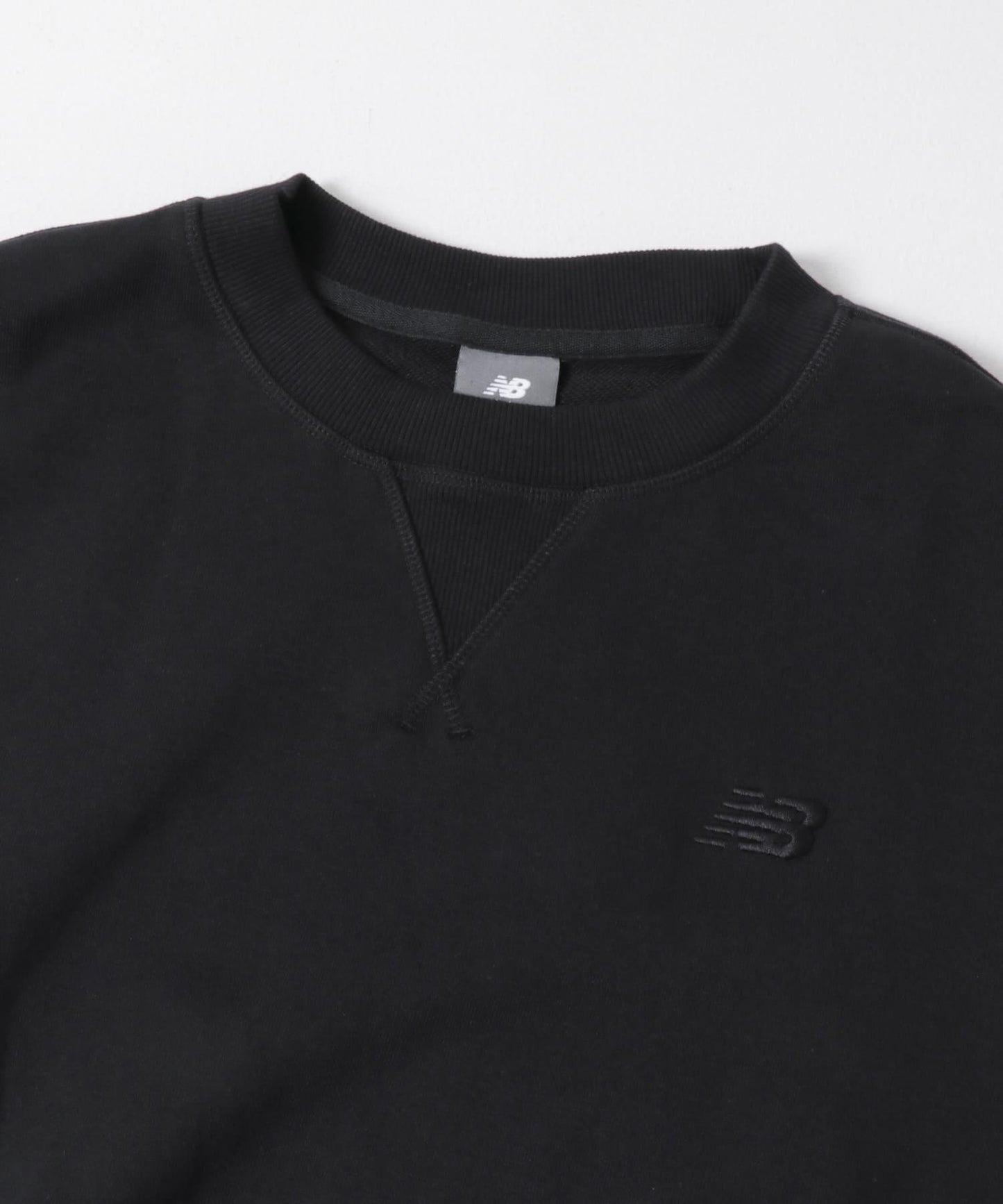 NEW BALANCE Athletics 圓領衛衣