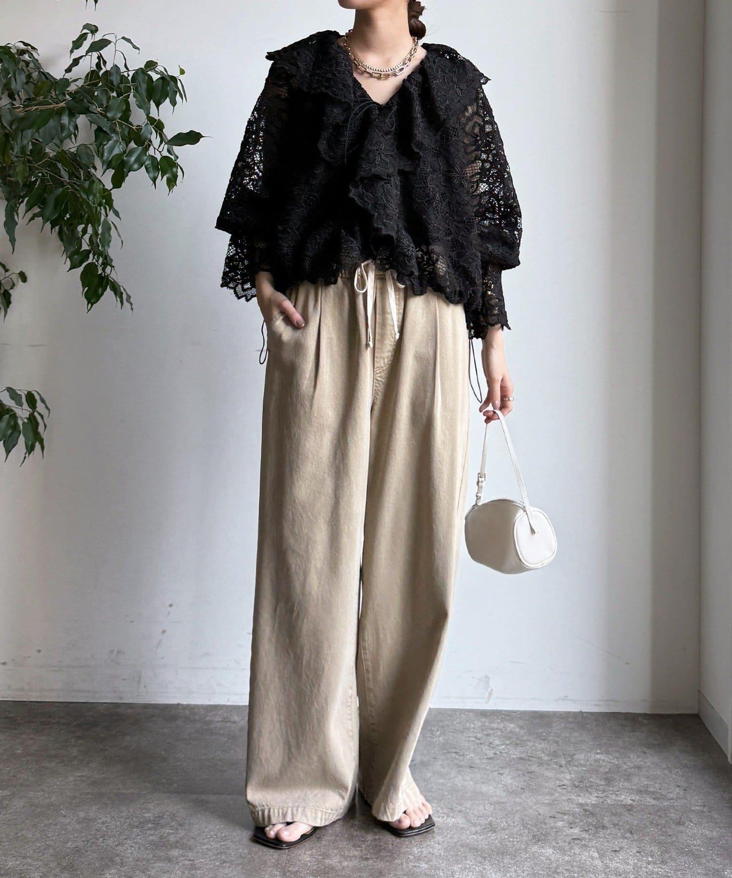 小披肩款蕾絲襯衫